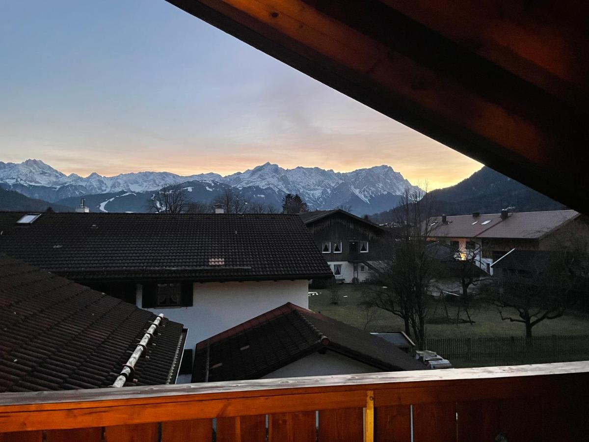Dachgeschosswohnung Mit Traumhaftem Zugspitzblick Bei Garmisch Farchant Eksteriør billede